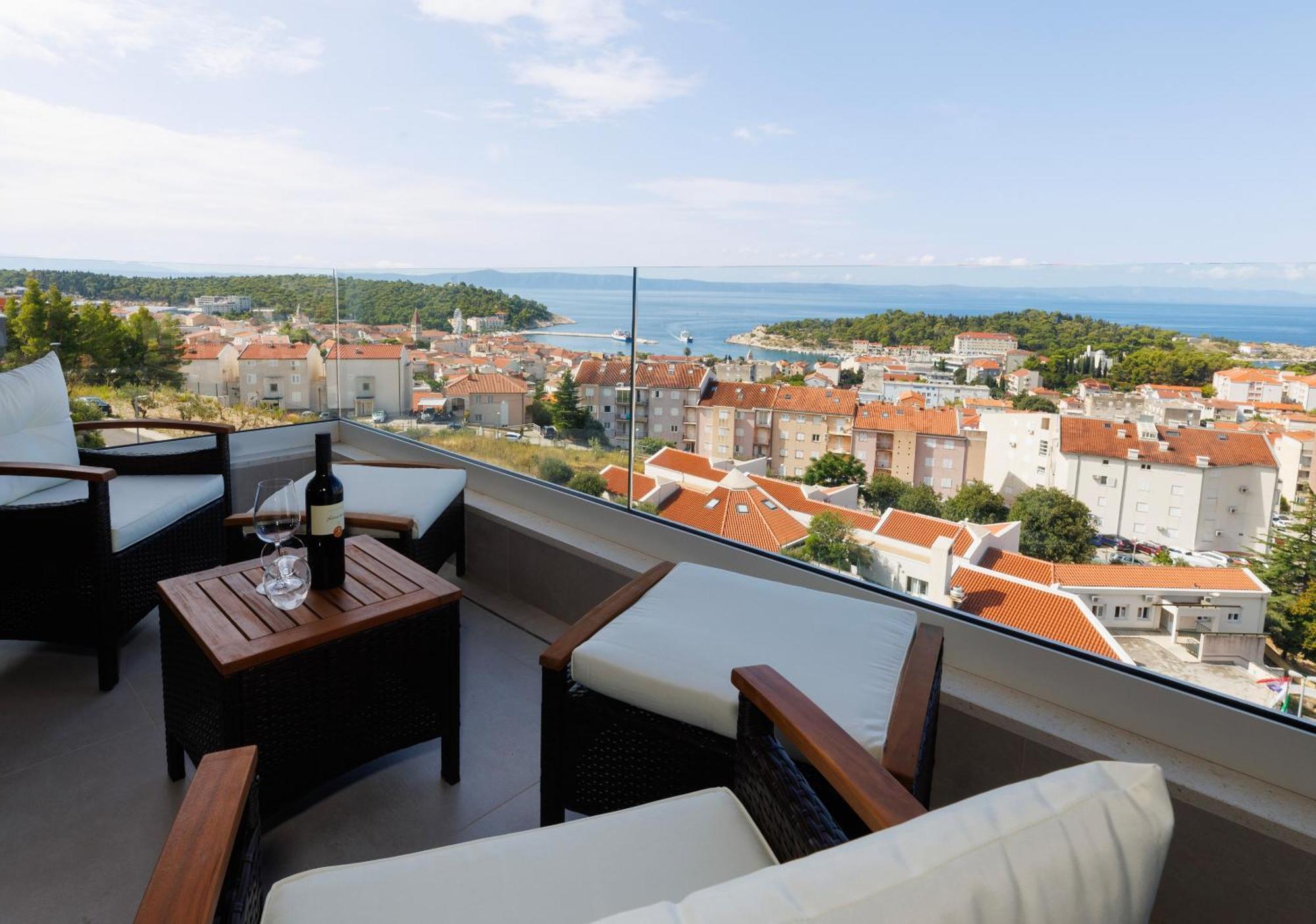 Luxury Narona Sea&city View Apartment *